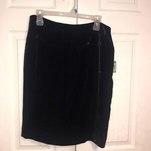 NWT Women’s INC Velvet Skirt